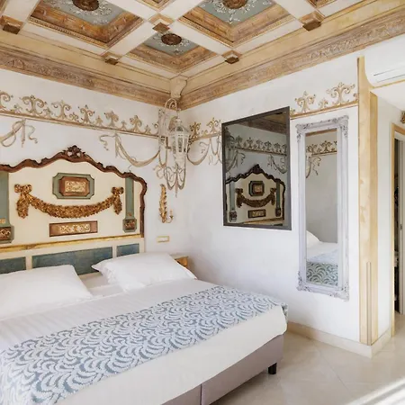 Romanico Palace Luxury & Rome