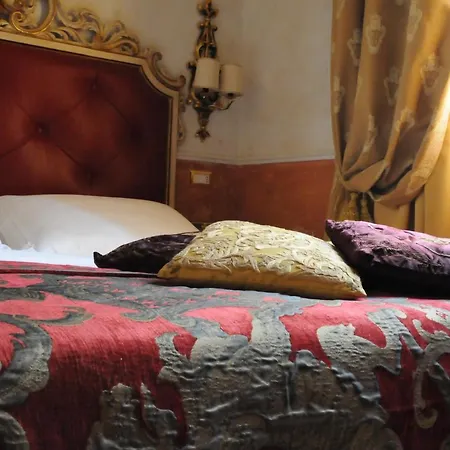 Romanico Palace