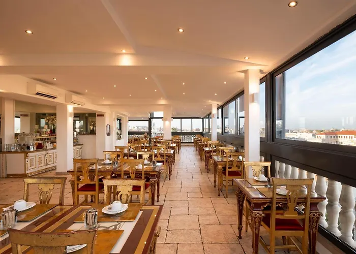 호텔 Romanico Palace Luxury & 4*