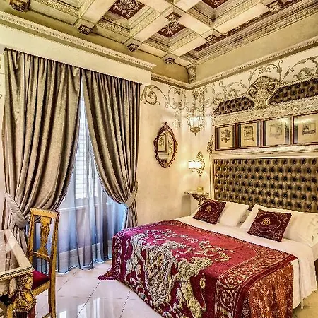 Romanico Palace Luxury & מלון